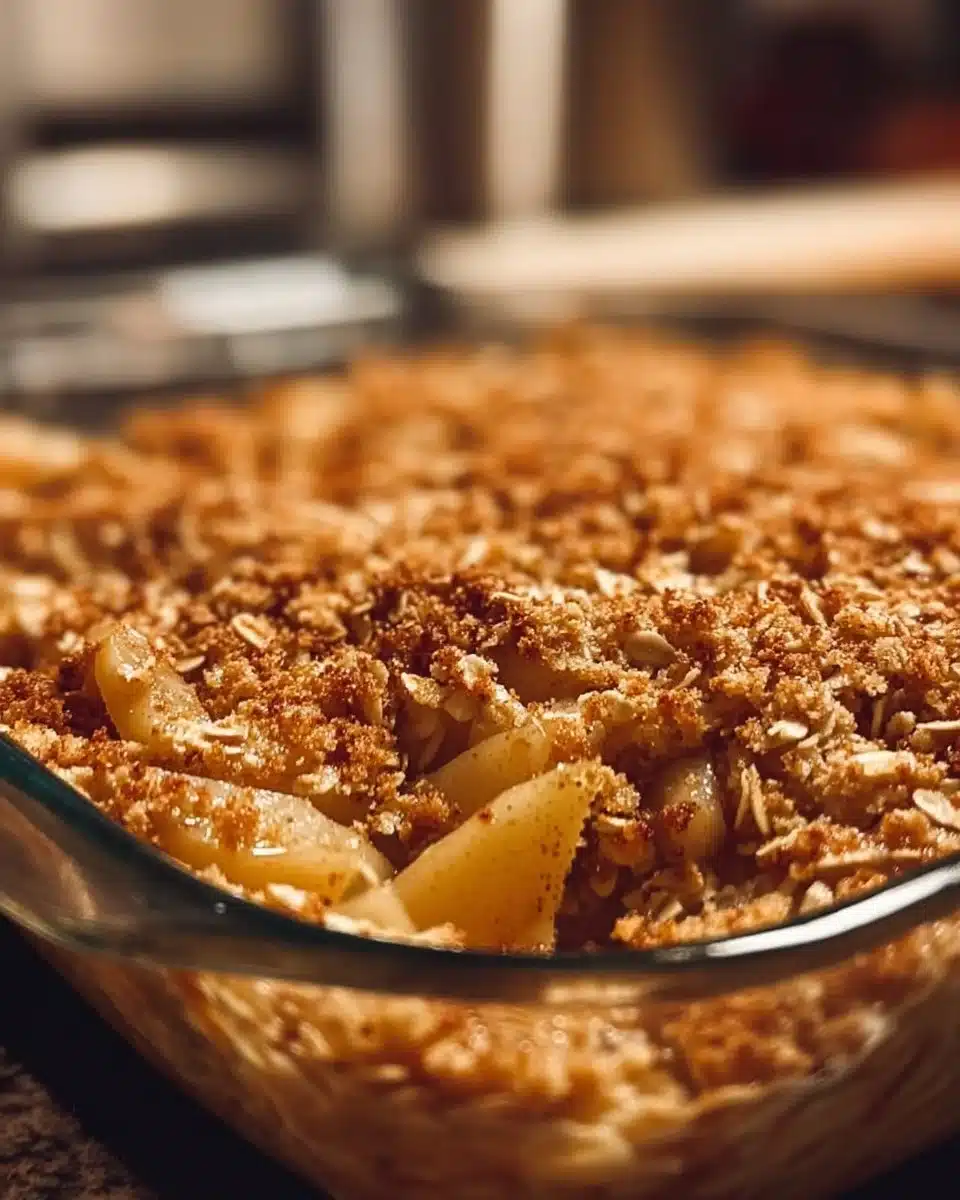 Easy Vanilla Pear Oat Bake Recipe for Cozy, Delicious Mornings
